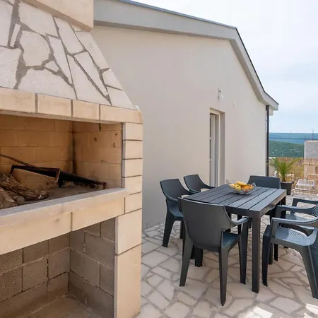 S Bazenom Iva * Neum