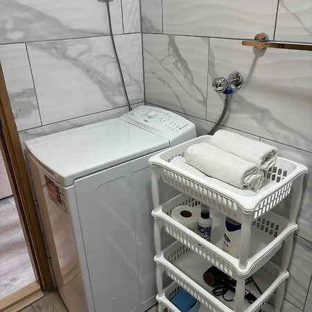 S Bazenom Iva Apartman *